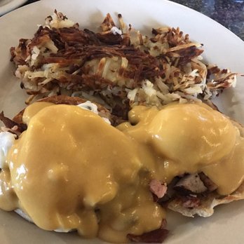 Briana's Pancake Cafe - Meat Lovers Eggs Benedict! - Pancakes Near Me - Elburn, Illinois Briana's Pancake Cafe - Meat Lovers Eggs Benedict! - Pancakes Near Me - Elburn, Illinois