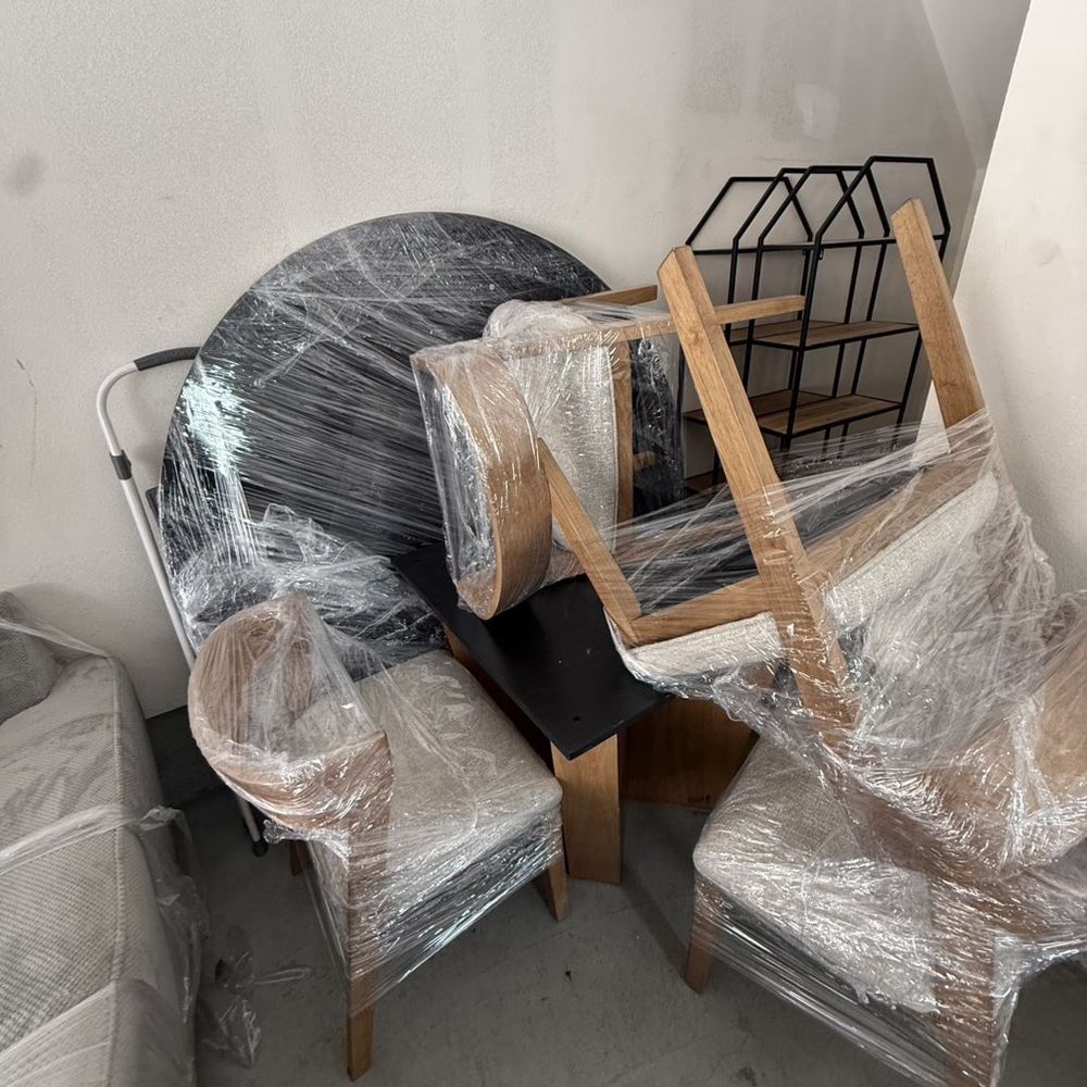 Butbee Moving - Poorly wrapped furniture, they damaged my new dinning table and took zero responsibility or work pay for the damages. - Movers Near Me Butbee Moving - Poorly wrapped furniture, they damaged my new dinning table and took zero responsibility or work pay for the damages. - Movers Near Me