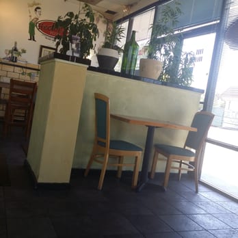 Hector's Pizza - Cute spot in a little strip mall off South McDowell rd. We ordered pizza and a caesar salad. - Pizza Near Me - Petaluma, California