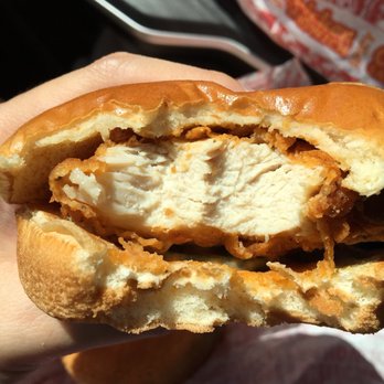 Jollibee - Inside the classic spicy chicken sandwich - Fast Food Near Me - Irvine, California Jollibee - Inside the classic spicy chicken sandwich - Fast Food Near Me - Irvine, California