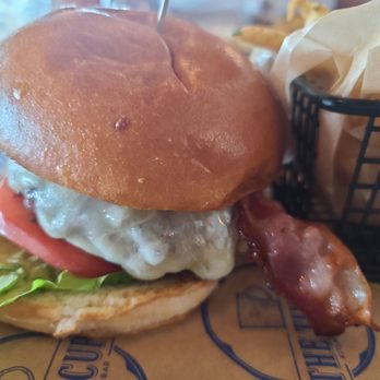 Tides Coastal Kitchen - Tin cup burger - Cocktail Bars Near Me - Virginia Beach, Virginia Tides Coastal Kitchen - Tin cup burger - Cocktail Bars Near Me - Virginia Beach, Virginia