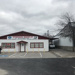 Sewing World of Weatherford - Parking for repair drop offs on the side of building and also parking in front.