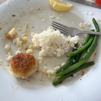 Crabby's Beachside Pavilion - Scallop dinner - Seafood Near Me - Clearwater Beach, Florida Crabby's Beachside Pavilion - Scallop dinner - Seafood Near Me - Clearwater Beach, Florida