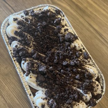 Brandelli’s Sweets - a tray of cookies and cream - Cupcakes Near Me Brandelli’s Sweets - a tray of cookies and cream - Cupcakes Near Me