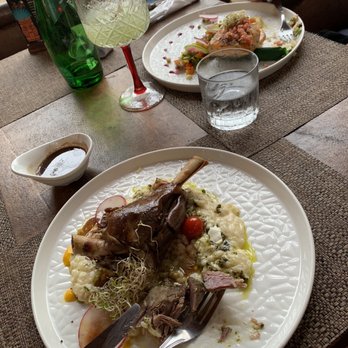 De Cantaro - Lamb Ossobucco and Salmon - Steakhouses Near Me - Puerto Vallarta, JAL De Cantaro - Lamb Ossobucco and Salmon - Steakhouses Near Me - Puerto Vallarta, JAL
