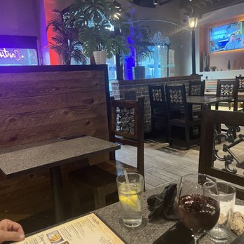 Super Mex - Atmosphere, drinks & horderves, a fajita meal, and two desserts - bunuelos & flan w/strawberries & whipcream. - Mexican Near Me - Whittier, California Super Mex - Atmosphere, drinks & horderves, a fajita meal, and two desserts - bunuelos & flan w/strawberries & whipcream. - Mexican Near Me - Whittier, California
