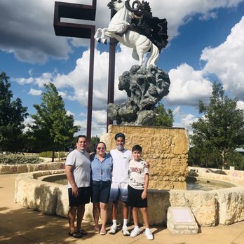 The Empty Cross - What a beautiful peaceful place. - Botanical Gardens Near Me - Kerrville, Texas