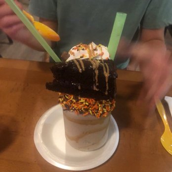 Broken Plate Kitchen - Closer look at the Reese's Milkshake. Yay! - Breakfast & Brunch Near Me - Corolla, North Carolina