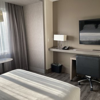 Seattle Marriott Bellevue - Hotels Near Me - Bellevue, Washington