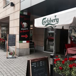Pizzeria La Bufala - Wejście do lokalu
