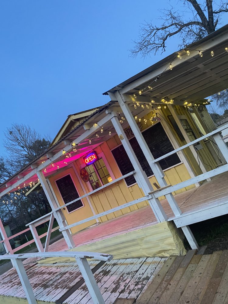 THE KAJUN CASTLE Updated September 2024 1501 Fm 315, Chandler, Texas Seafood Restaurant