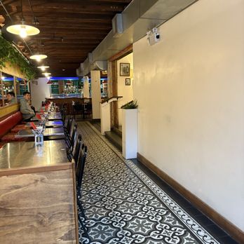 DD Mau Chinatown - Vietnamese Near Me - Vancouver, British Columbia