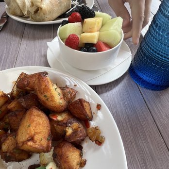catalina kitchen - New American Near Me - Rancho Palos Verdes, California