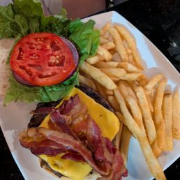 Bacon cheeseburger