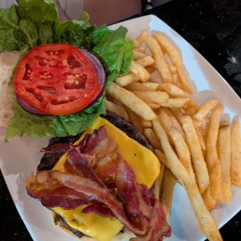 Black Point Ocean Grill - Bacon cheeseburger - Seafood Near Me - Cutler Bay, Florida