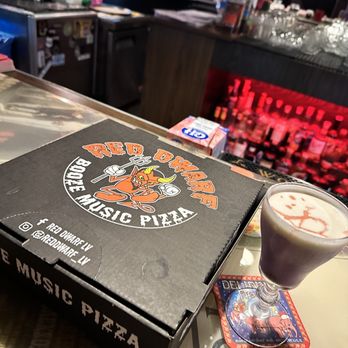 Red Dwarf - Pizza and Sarah's newest cocktail, never disappoints!  #mondayswithsarah - Beer Bar Near Me - Las Vegas, Nevada
