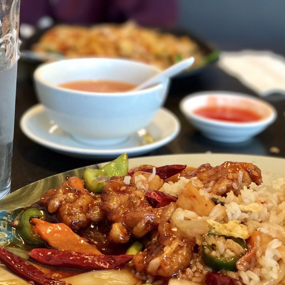Red Chilli - General tso chicken lunch special - Chinese Near Me - Redlands, California
