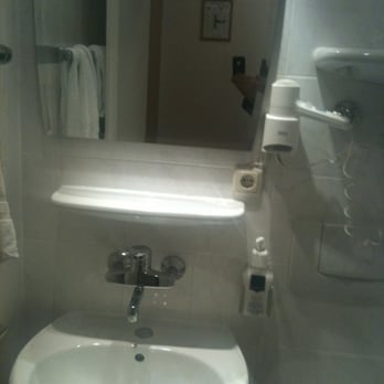 Hotel Wallis - Hotels Near Me - Munich, BY