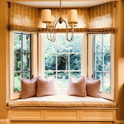 Hobel Woodworking - Built in window seat.