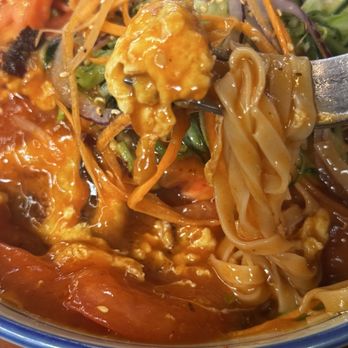 Noodle Dynasty - Tomato and egg lo mein - Chinese Near Me - Berkeley, California Noodle Dynasty - Tomato and egg lo mein - Chinese Near Me - Berkeley, California