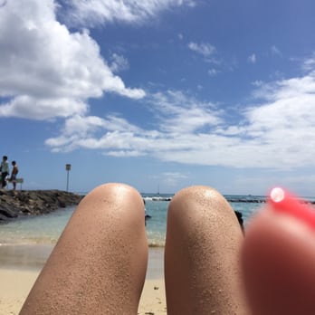 Waikiki Beach - View of the baby pool and sandy legs! - Beaches Near Me