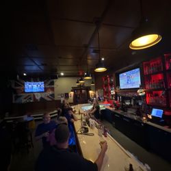 Sir Richards - Bar and Bethany