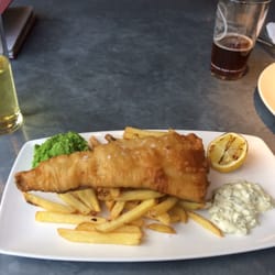 The Spring Tavern - Battered fish and chips