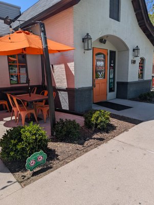 HOBNOB Neighborhood Tavern by null
