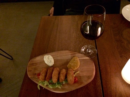SOCIAL CORNER YALETOWN by null