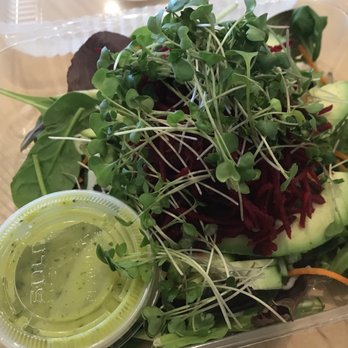 Luscious Lorraine's - Raw house salad $9 is amazing, doesn't need the salad dressing at all. Get it ;) - Juice Bars & Smoothies Near Me - Palm Desert, California