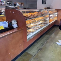 Lots of yummy donuts Lots of yummy donuts
