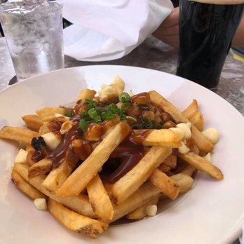 Aulde Dubliner & Pour House - Poutine - Irish Pub Near Me - Ottawa, Ontario