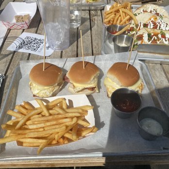 Slider Inn - Midtown - Eggs Benedict Slider Friday - Fish Tacos - Burgers Near Me - Memphis, Tennessee Slider Inn - Midtown - Eggs Benedict Slider Friday - Fish Tacos - Burgers Near Me - Memphis, Tennessee