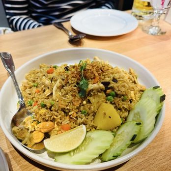 SabbVerr Thai Restaurant & Lounge - Pineapple Fried Rice - Thai Near Me - Seattle, Washington SabbVerr Thai Restaurant & Lounge - Pineapple Fried Rice - Thai Near Me - Seattle, Washington