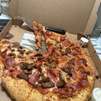 Ameci Pizza Kitchen- Burbank - Meat lovers - Pizza Near Me - Burbank, California