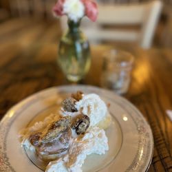 Betty Lou's - Bourbon peaches & biscuit ... wasn't a fan.