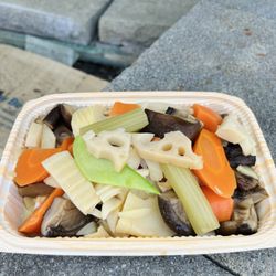 Dashi-soaked vegetables