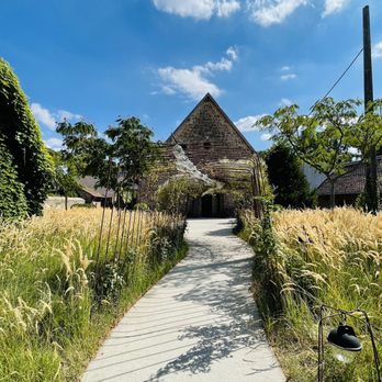 Troisgros - Hotels Near Me - Ouches, 42
