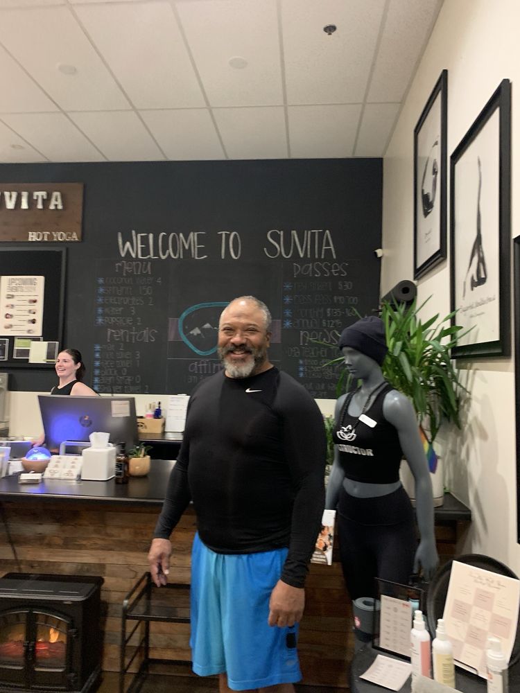 Suvita Hot Yoga Logo
