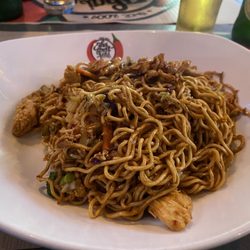 Padthaiwok - Nuudelit kanalla.