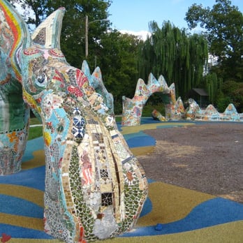 Fannie Mae Dees Park - Amazing Dragon Mosaic First Hand - Parks Near Me - Nashville, Tennessee