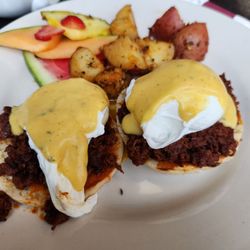 Little Branch Cafe - Chorizo Benedicto Special.