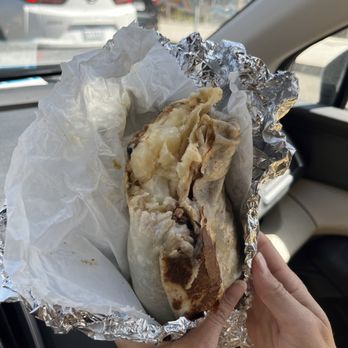 La Sirena Grill - Breakfast burrito - Mexican Near Me - Laguna Beach, California