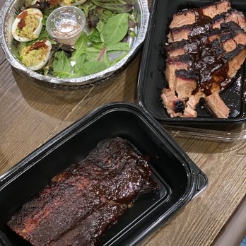 Gus's BBQ - Barbeque Near Me - Porter Ranch, California
