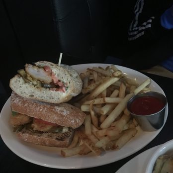 VB3 Pizzeria - Shrimp Poboy - Italian Near Me - Jersey City, New Jersey VB3 Pizzeria - Shrimp Poboy - Italian Near Me - Jersey City, New Jersey