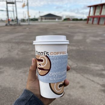 Ziggi's Coffee - Vanilla Latte - Coffee & Tea Near Me - Burlington, Colorado Ziggi's Coffee - Vanilla Latte - Coffee & Tea Near Me - Burlington, Colorado