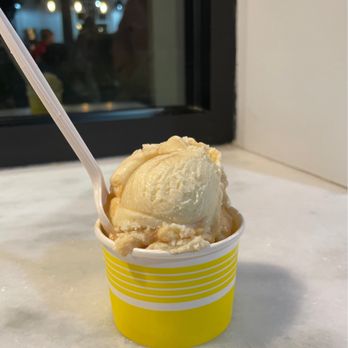OwowCow Creamery - Wildflower Honey Ice Cream - Ice Cream & Frozen Yogurt Near Me - Chalfont, Pennsylvania