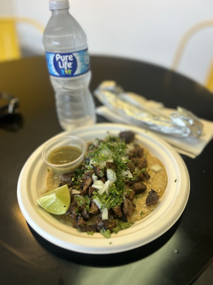 Mama's tacos