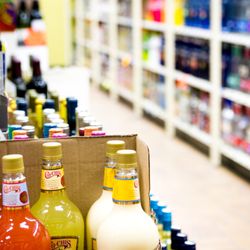 4 Seasons Liquors