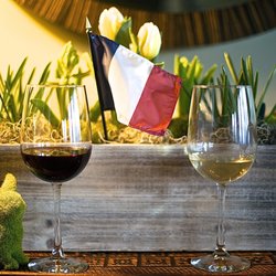 French Community of Portland - Le vin, bien sûr!